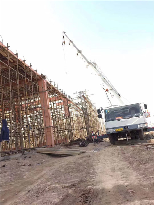 巧家县吊车作业的安全注意事项有哪些？